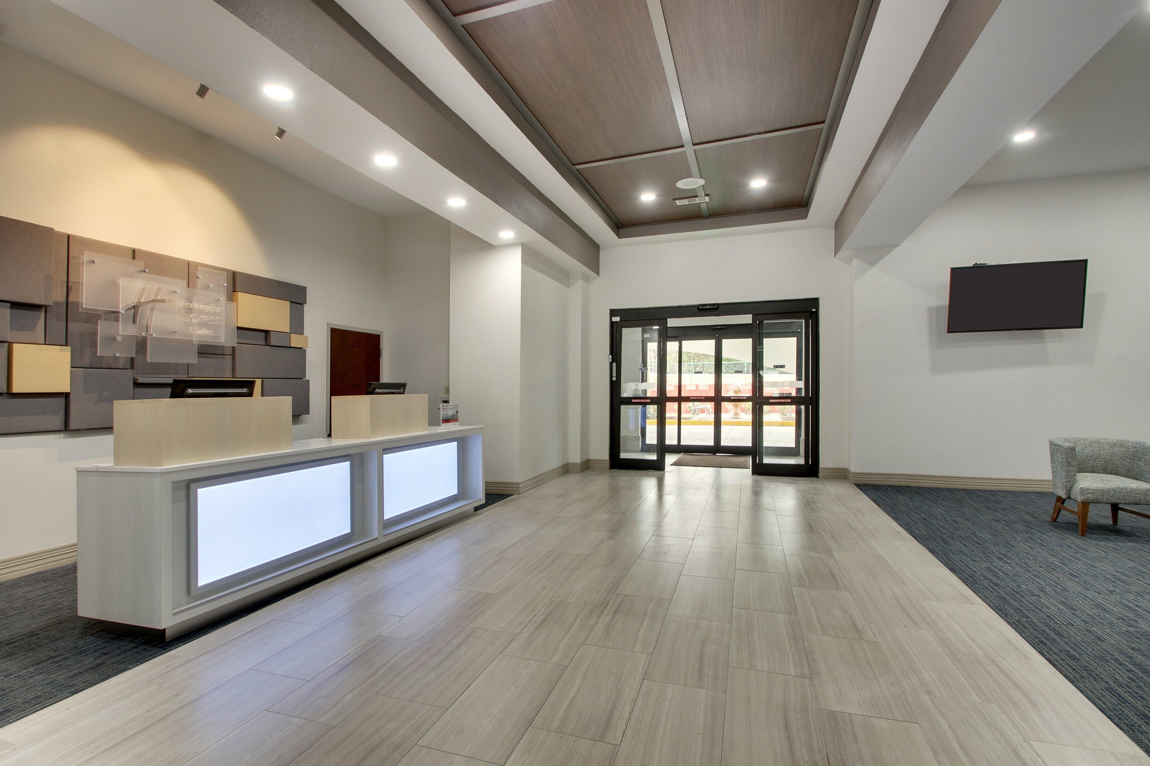 Holiday Inn Express & Suites Laurel By Ihg Exterior photo