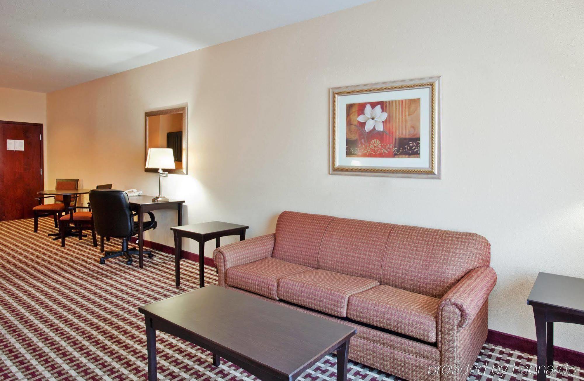 Holiday Inn Express & Suites Laurel By Ihg Interior photo